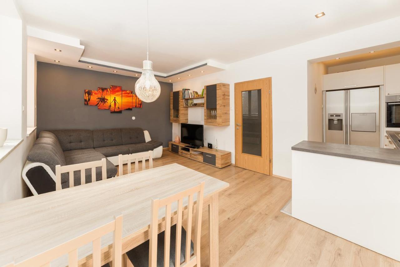 Apartma Jelendol Tržič Exteriér fotografie